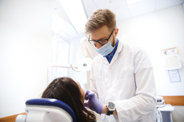 Does Wisdom Tooth Extraction Require Invasive Surgery?